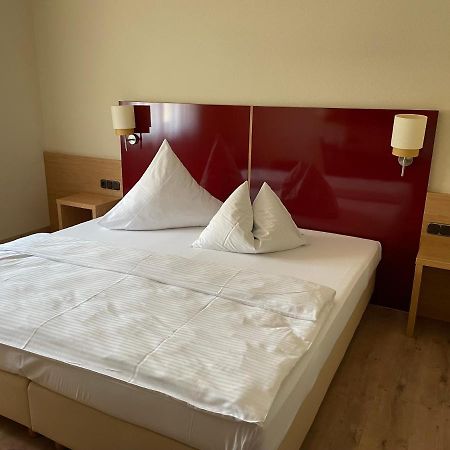 Hotel Paffhausen Wirges Екстериор снимка