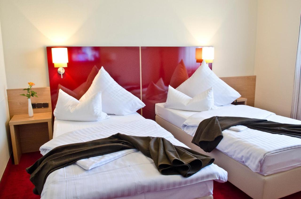 Hotel Paffhausen Wirges Екстериор снимка